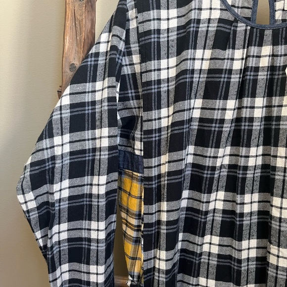 UQNATU Nomad Dress - Mixed Plaid Size Snall & Medium - Picture 7 of 13